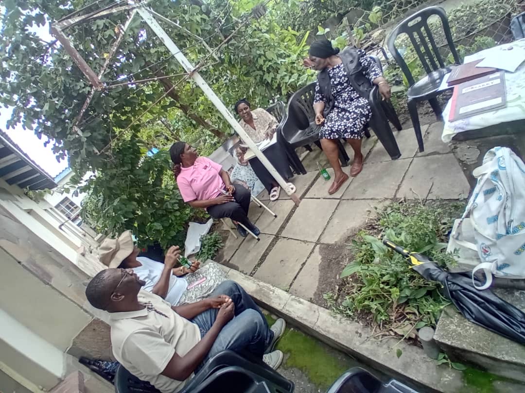 Families and caregivers in community dialogue about supporting older persons